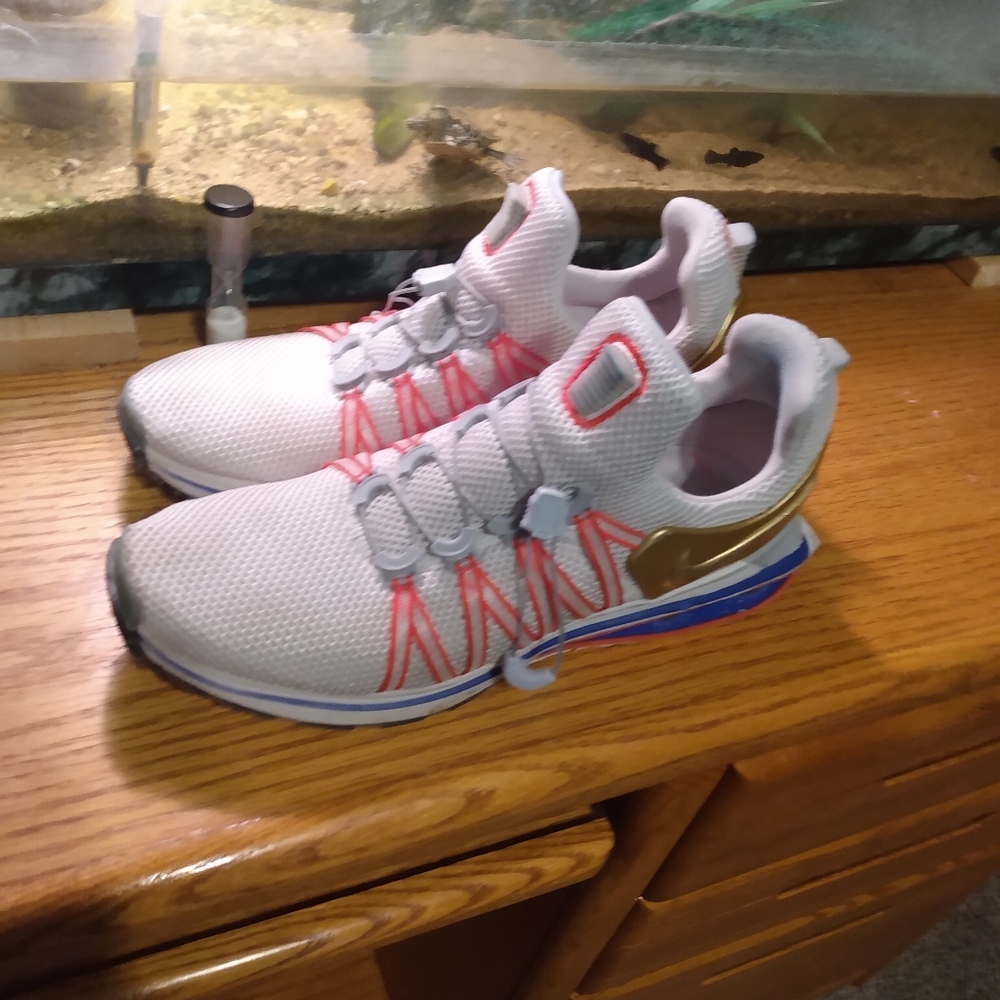 Nike shoxs